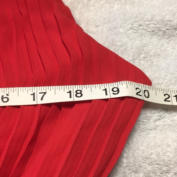 Nanette Lepore red accordion dress - Picture 7 of 8